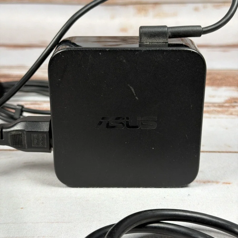 Genuine Asus ADP-90YD B AC Adapter Charger 19V 4.74A 90W Power Supply OEM Tested